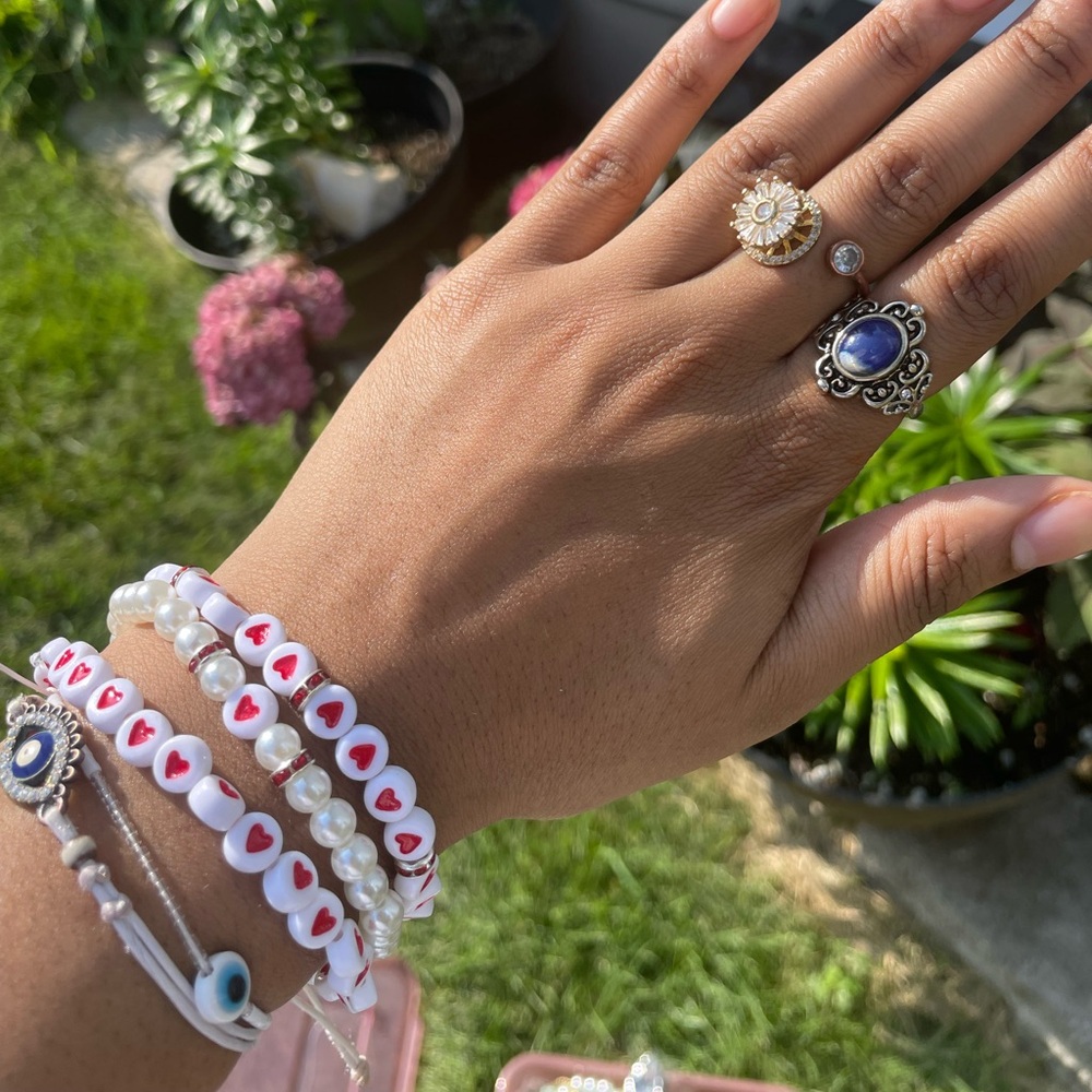 Red love bracelets ! 3 pc set ❤️❤️❤️
